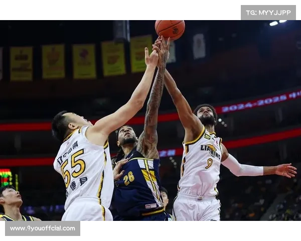 广东三连胜领跑积分榜，团队篮球成效显著